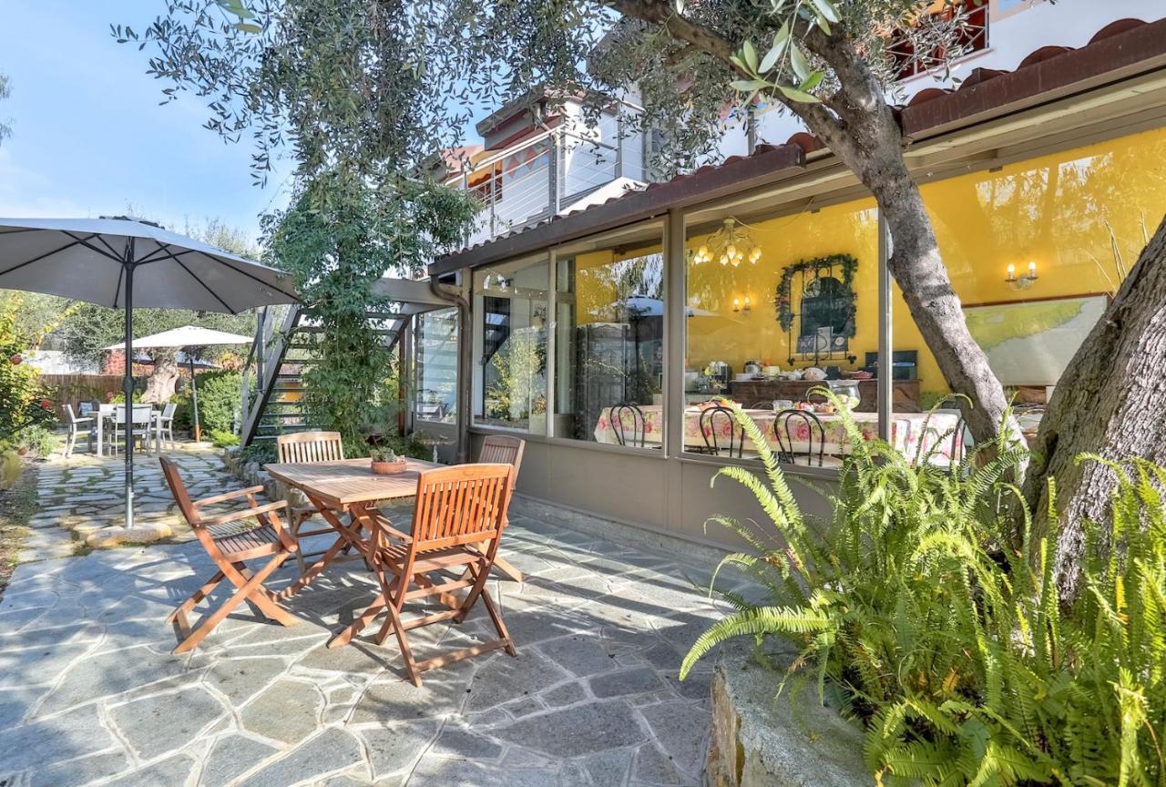 Casa Di Rossana Bed&Breakfast Sanremo Exteriör bild